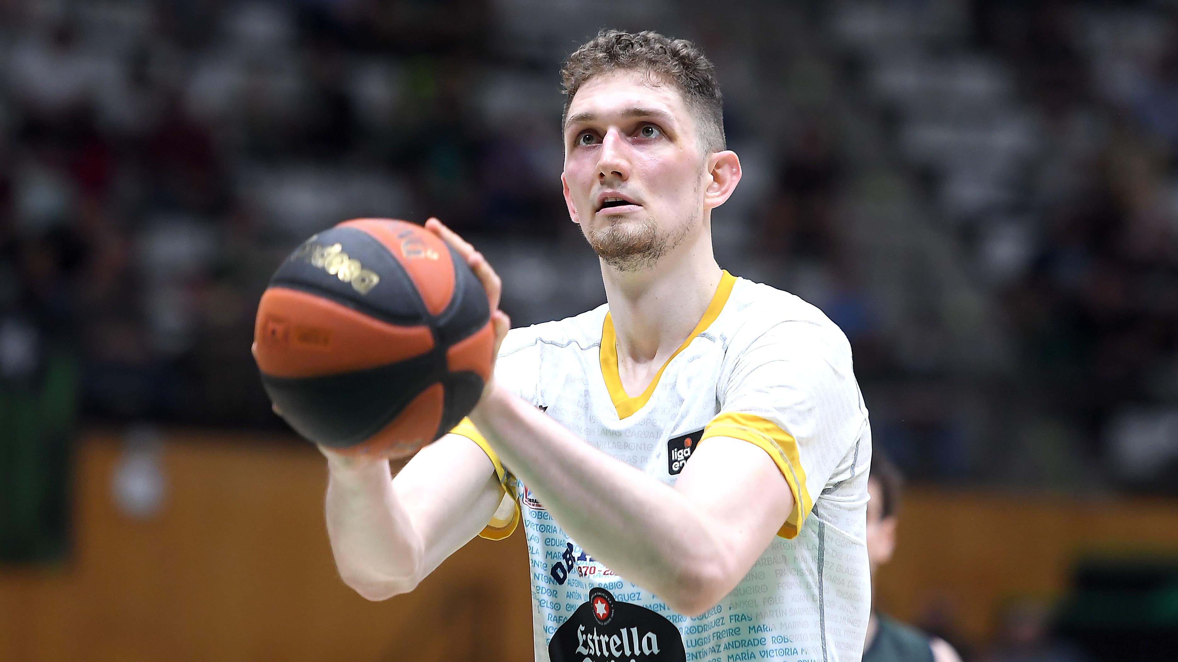 Laurynas Birutis, fuerza y centímetros para el juego interior de Casademont Zaragoza