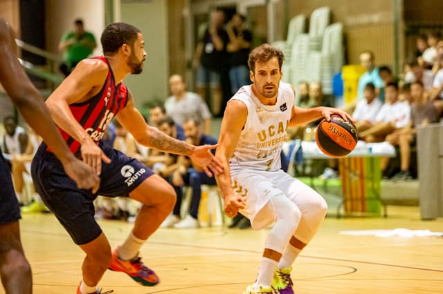 Crónica: Cazoo Bkn.-UCAM M. (69-88)