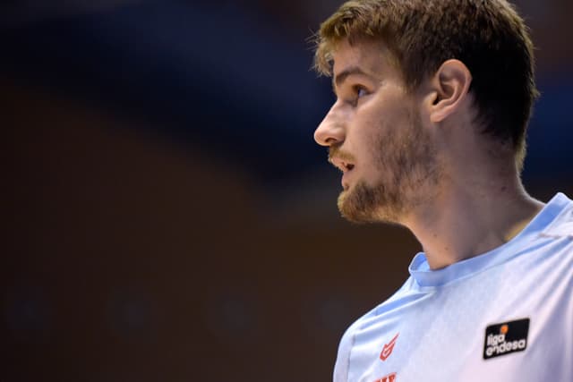 Dragan Bender, lesionado