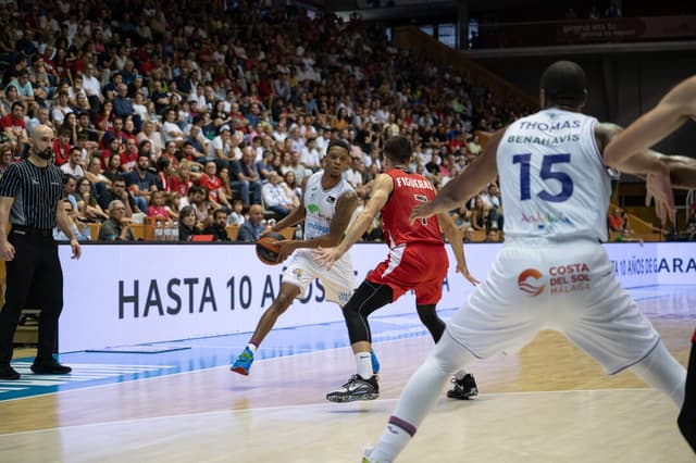 B. Girona-Unicaja (59-73)