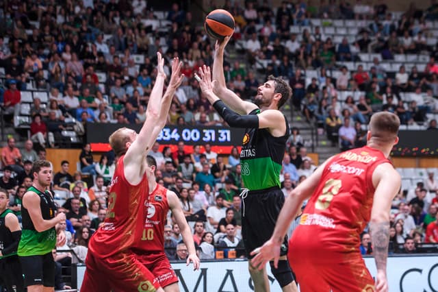 Joventut-Casademont Zaragoza (89-84