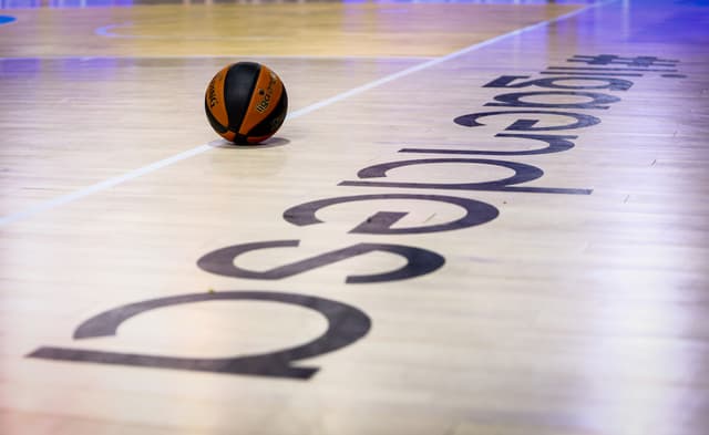 B. Girona-Surne BB, a las 19:00