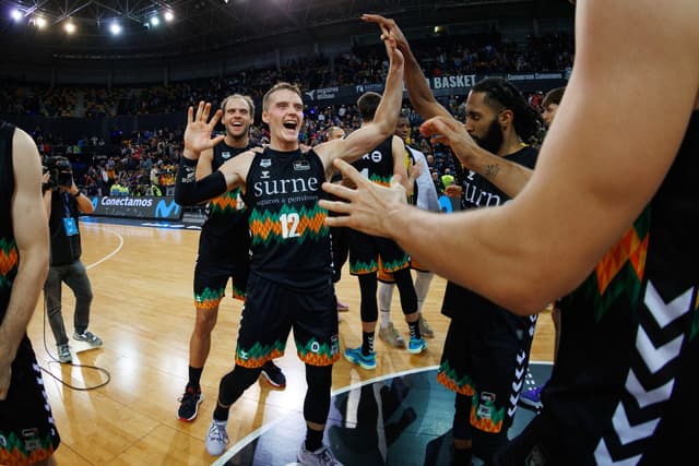 Surne BB-Gran Canaria (76-72)