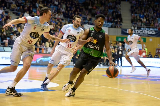 Monbus Obra 74 - Joventut 91