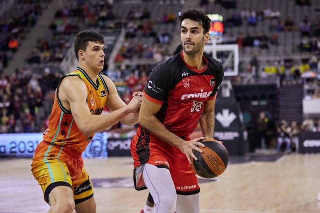 Jacobo Díaz no seguirá en Granada