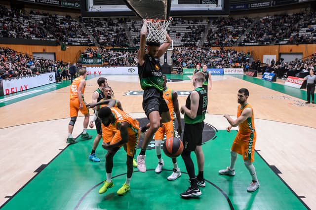 Joventut.Betis (93-81)