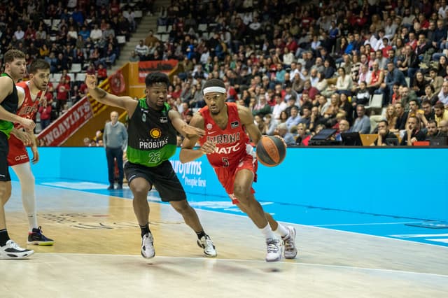 B. Girona 79 - Joventut Badalona 66