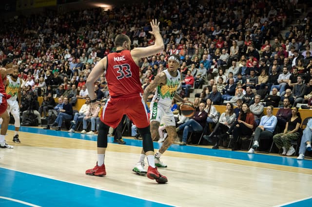 Bàsquet Girona 84 - Surne BB 59