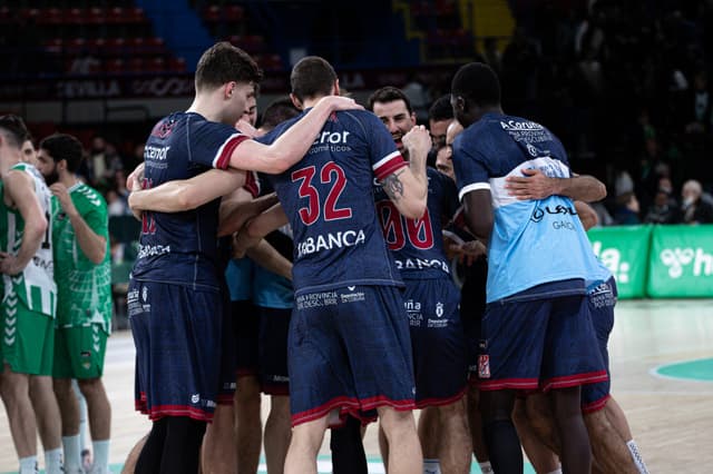 Real Betis B. 71 - Monbus Obra 73