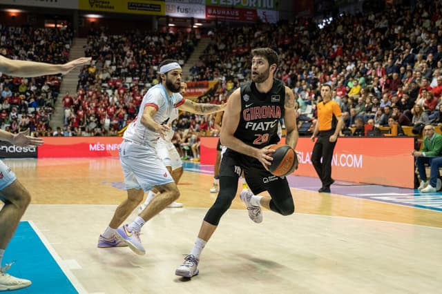 Pato Garino no seguirá en Girona