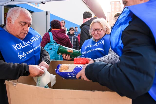 Recogida de alimentos en Minicopa