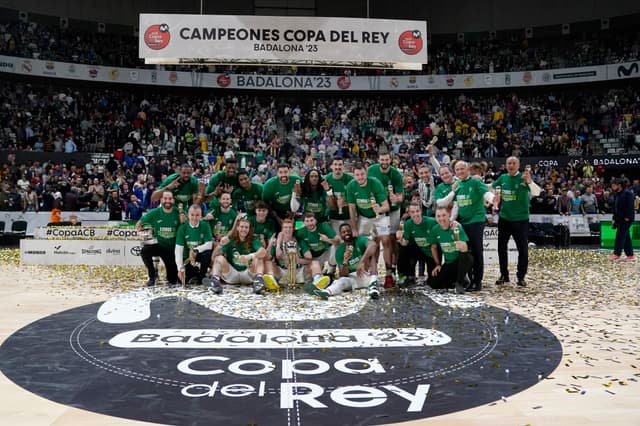 Crónica Lenovo Tfe.-Unicaja (80-83)