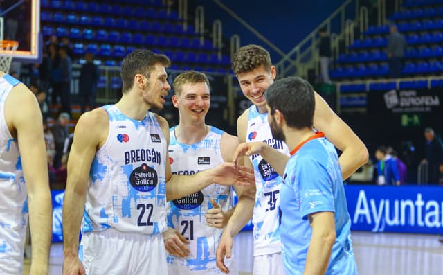 Carplus Fuenla-Río Breogán (73-92)