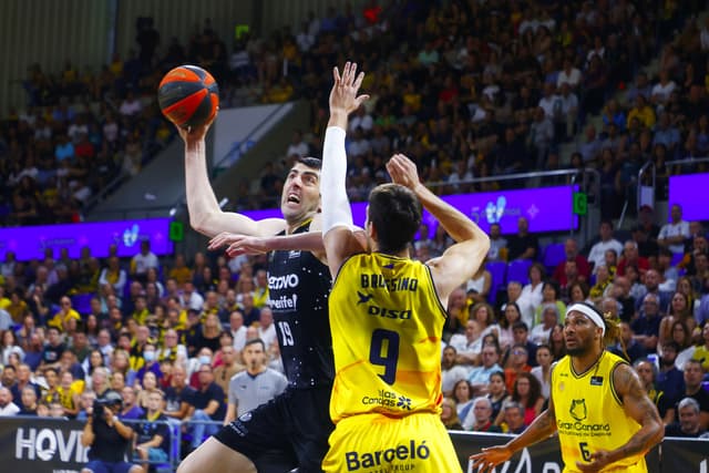 Shermadini: 2º anotador histórico