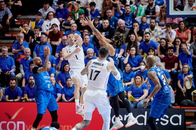 Causeur, 10º triplista madridista