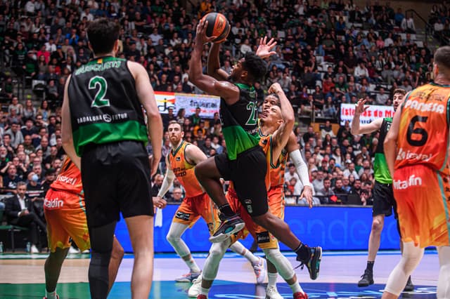 Joventut-Valencia Basket (85-70)