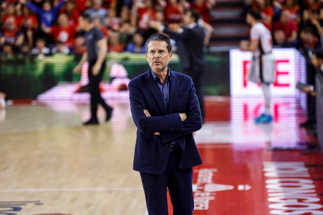 Pedro Martínez seguirá en Manresa