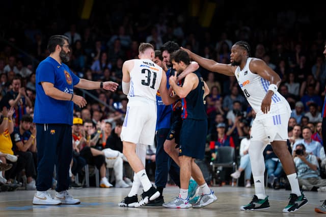 Abrines sufre un esguince en el pie