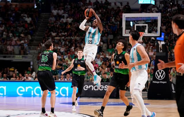 Unicaja-Joventut (78-69)