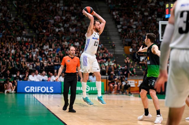 Crónica: Joventut-R.Madrid (73-94)