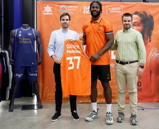 Presentación de Ojeleye