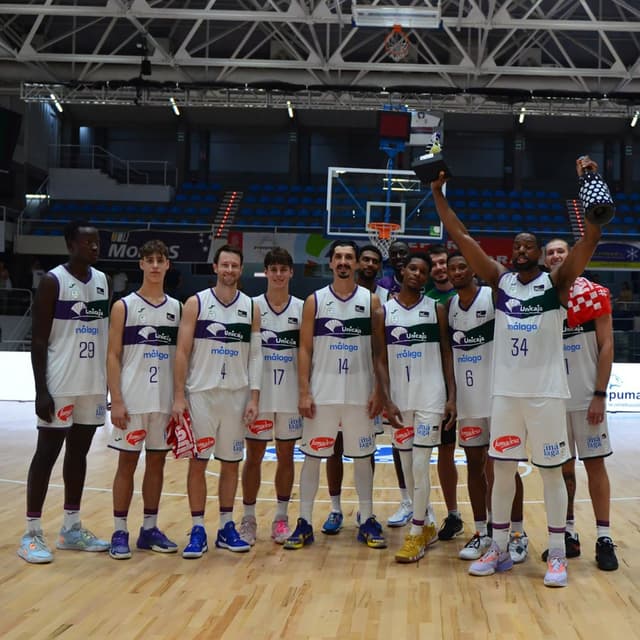 Unicaja-Benfica (84-47)