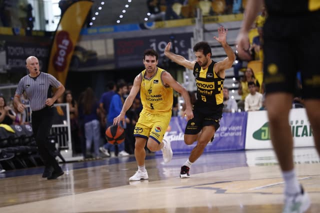 Dreamland G.C-Lenovo Tfe. (83-74)