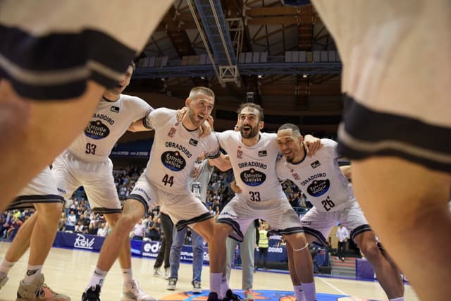 Monbus Obra 82 - Zunder Palencia 62