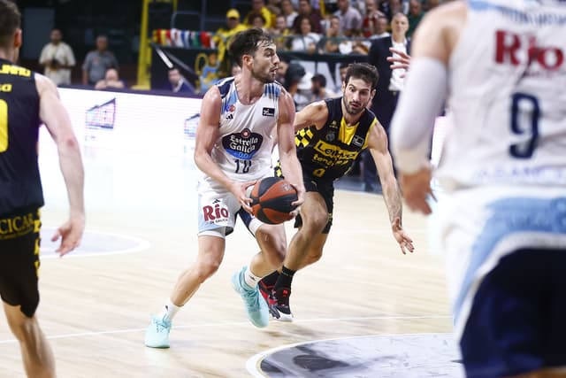 S. García y Fitipaldo bicentenarios