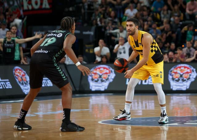 Surne BB-Lenovo Tenerife (93-94)