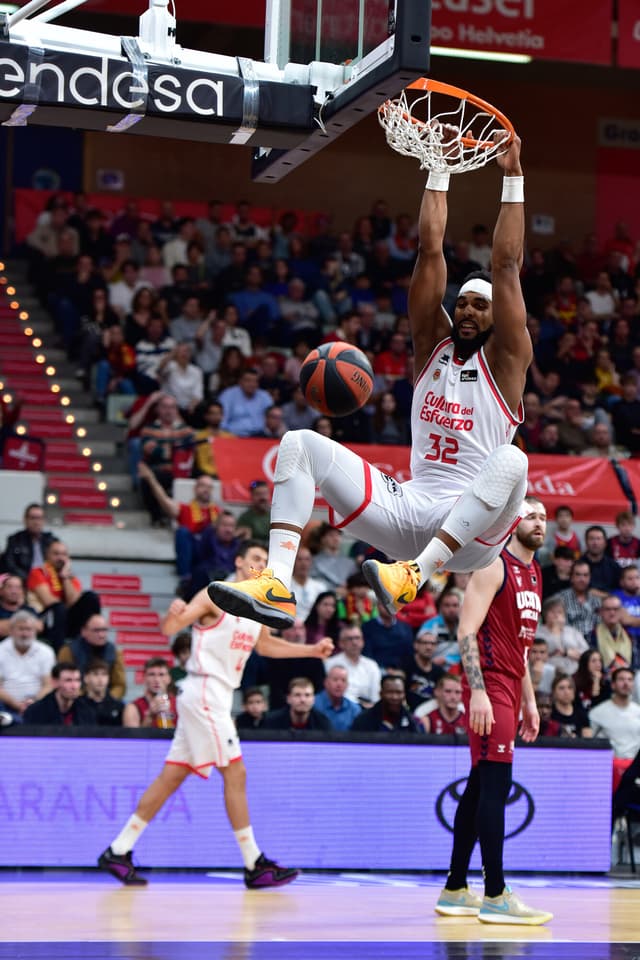 UCAM Murcia-Valencia Basket (77-85)