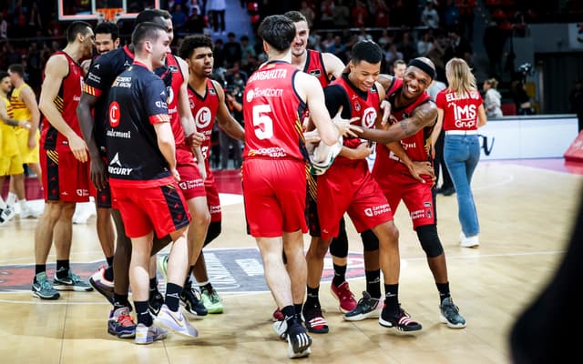 Casademont Zaragoza-Barça (101-99)