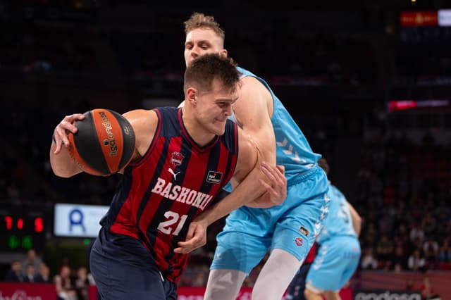 Baskonia-Zunder Palencia (94-82)