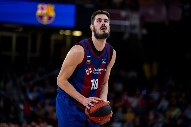 Kalinic no seguirá en el Barça