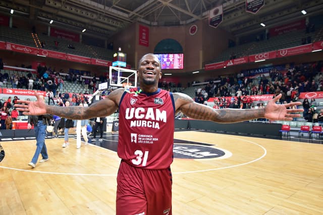 UCAM Murcia-Surne BB (96-76)