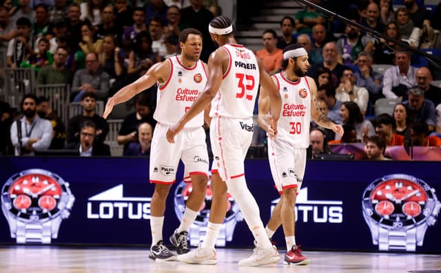 Dreamland G.C.-Valencia B. (81-89)