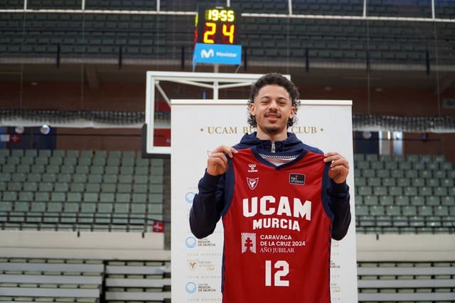 Jonah Radebaugh, presentado