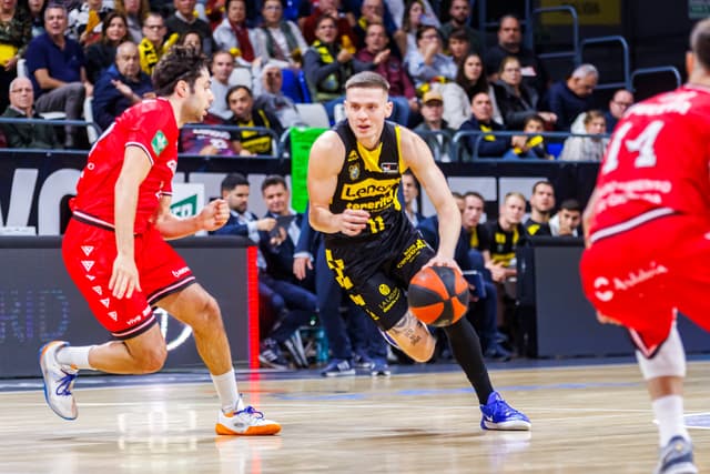 Lenovo Tfe 89 - Coviran Granada 83