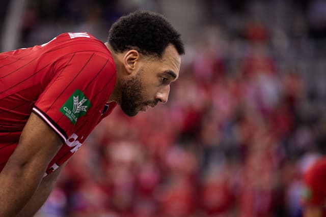 Cheatham y Dime, bajas granadinas