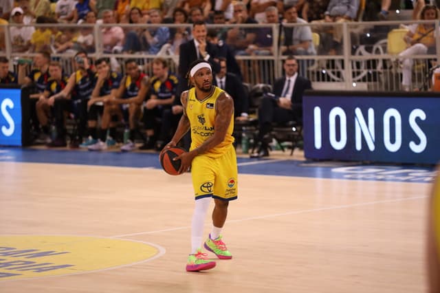 Albicy, renovado hasta 2026