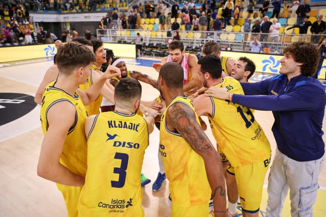 Dreamland GC-Joventut (97-79)