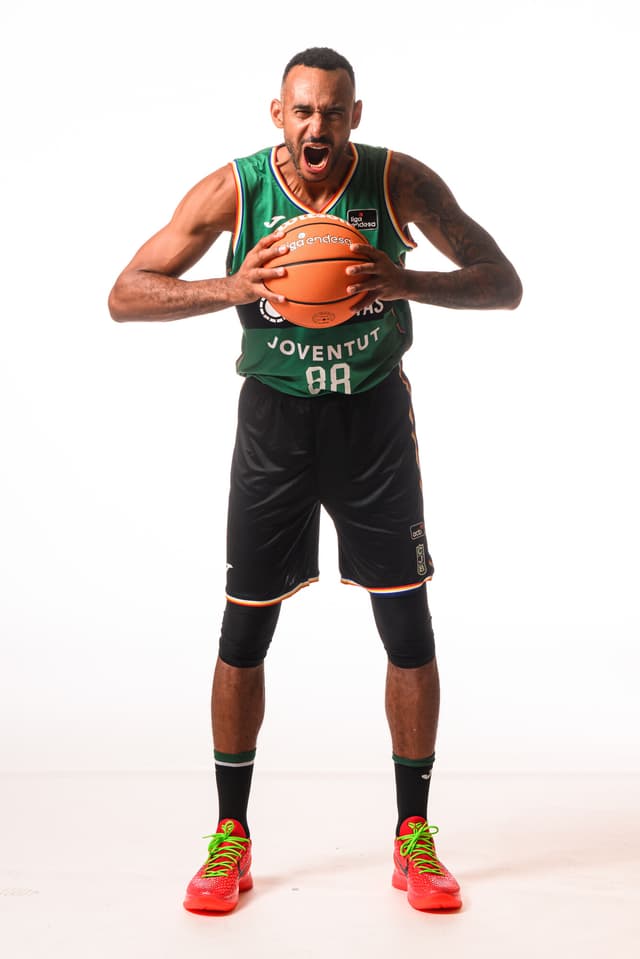 400 partidos de Hanga en acb