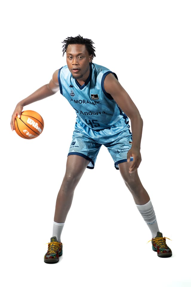 Sekou Doumbouya, baja