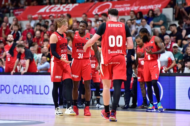 UCAM Murcia 89 - Surne BB 83