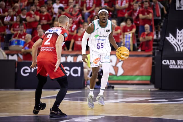 Coviran Granada 68 - Unicaja 84