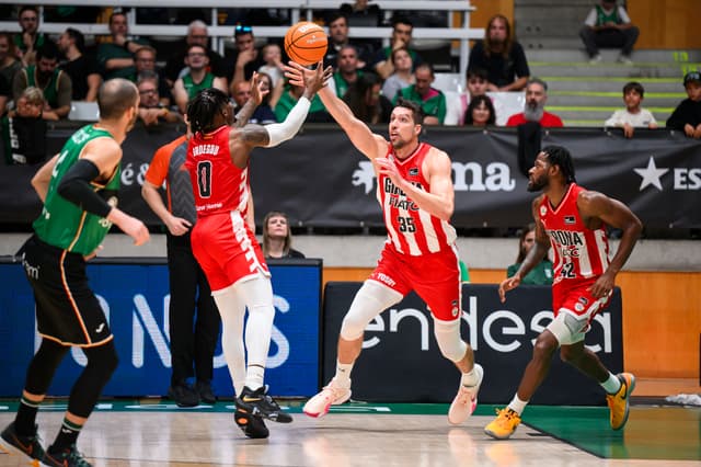 Sorolla deja el Bàsquet Girona