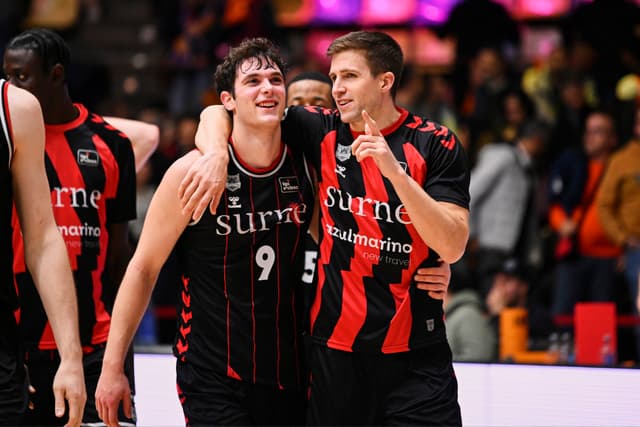 Leyma Coruña-Surne BB (79-100)