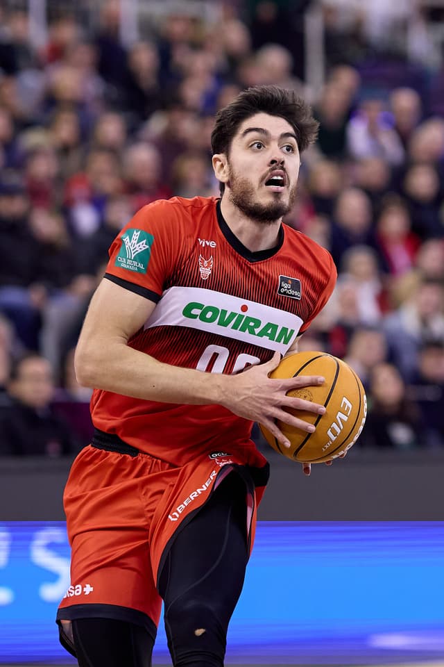 Vicedo abandona el Coviran Granada