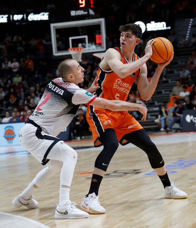 De Larrea emula a Luka Doncic