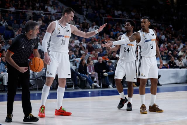 Real Madrid-Leyma Coruña (90-74)